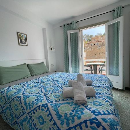 P&R Hostals Maria Rosa Tossa de Mar Dış mekan fotoğraf