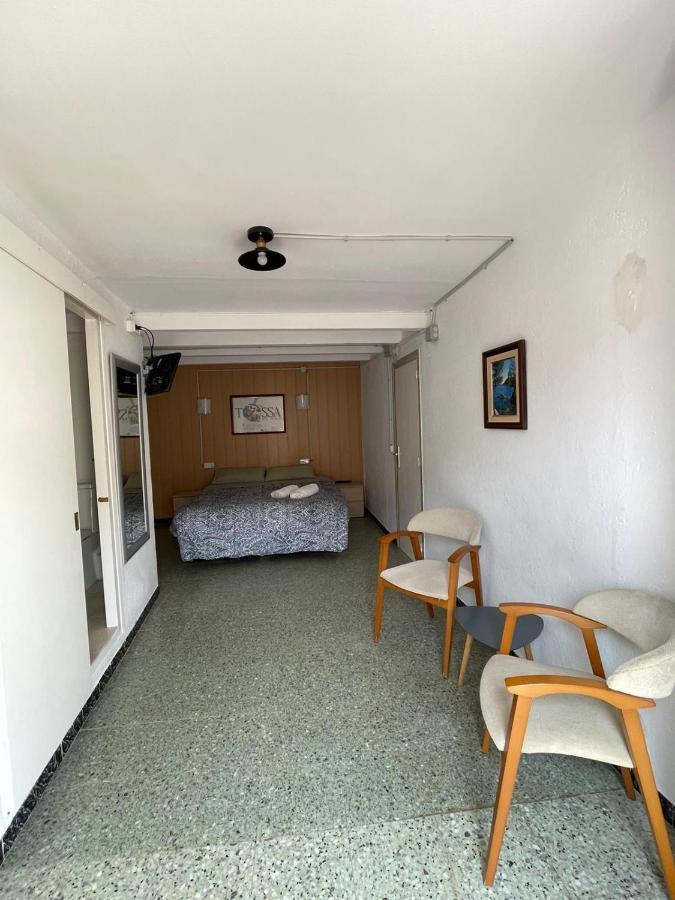 P&R Hostals Maria Rosa Tossa de Mar Dış mekan fotoğraf